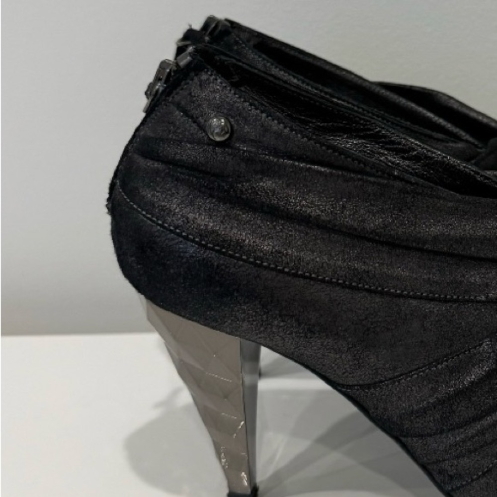 Designer booties - Picture 5 of 7